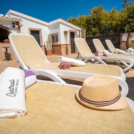 Casa Rural En Nerja Villa Ruisol By Centrall Alquileres Turisticos Luaran gambar