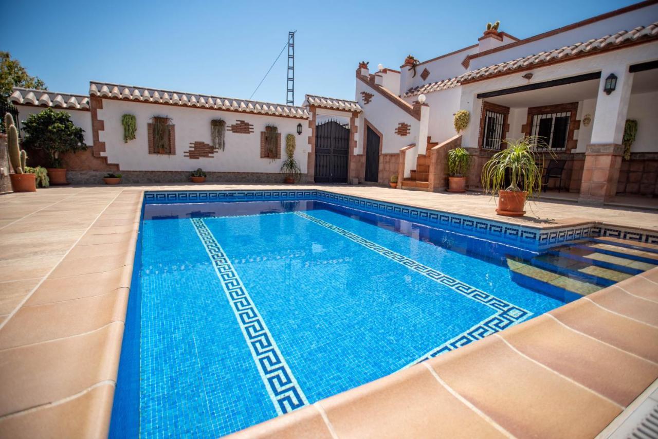 Casa Rural En Nerja Villa Ruisol By Centrall Alquileres Turisticos Luaran gambar