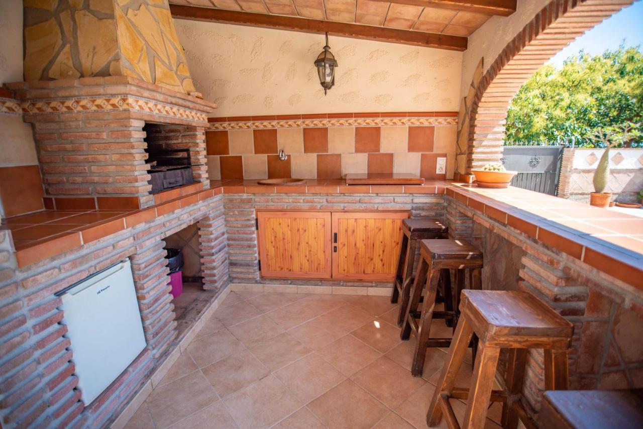 Casa Rural En Nerja Villa Ruisol By Centrall Alquileres Turisticos Luaran gambar