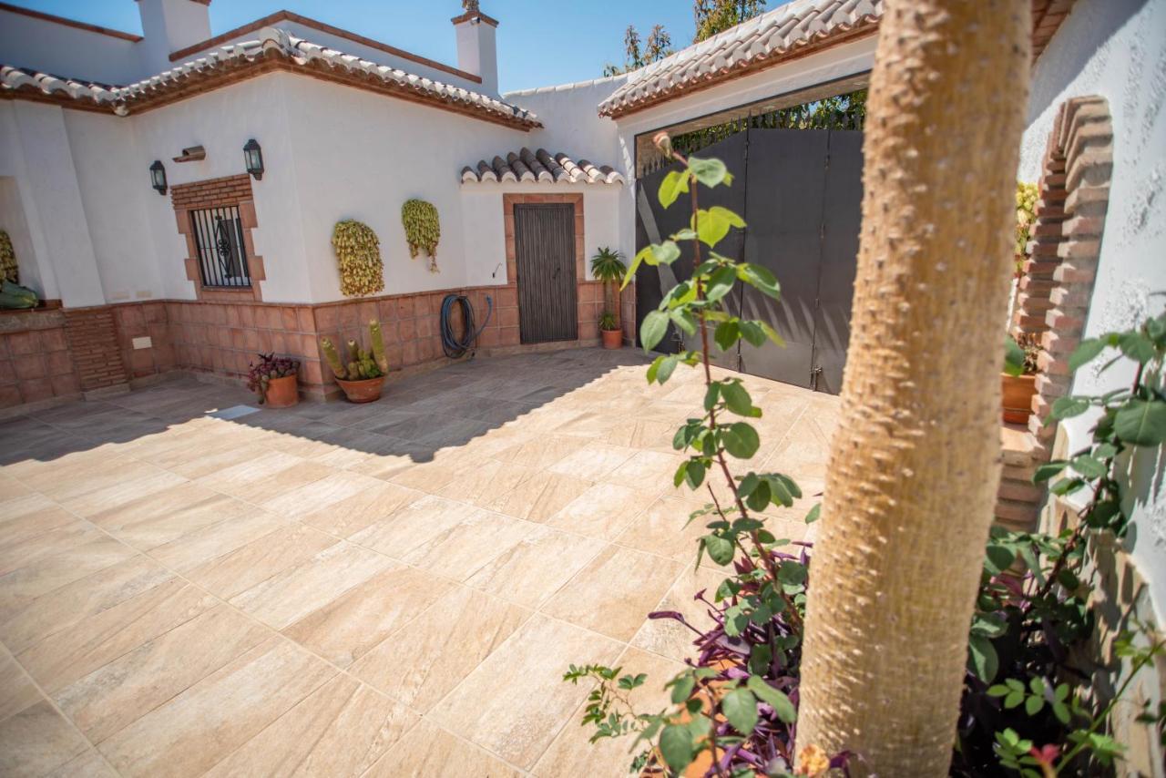 Casa Rural En Nerja Villa Ruisol By Centrall Alquileres Turisticos Luaran gambar