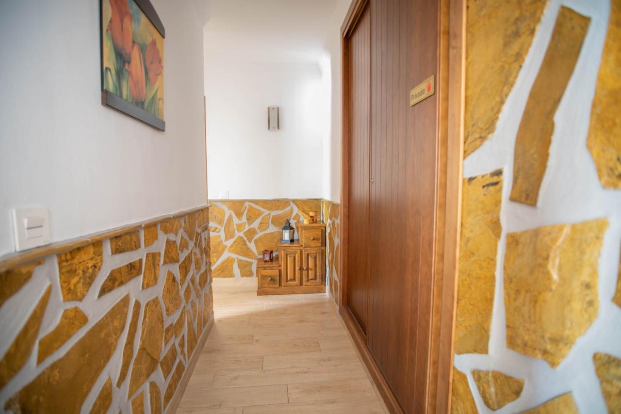 Casa Rural En Nerja Villa Ruisol By Centrall Alquileres Turisticos Luaran gambar