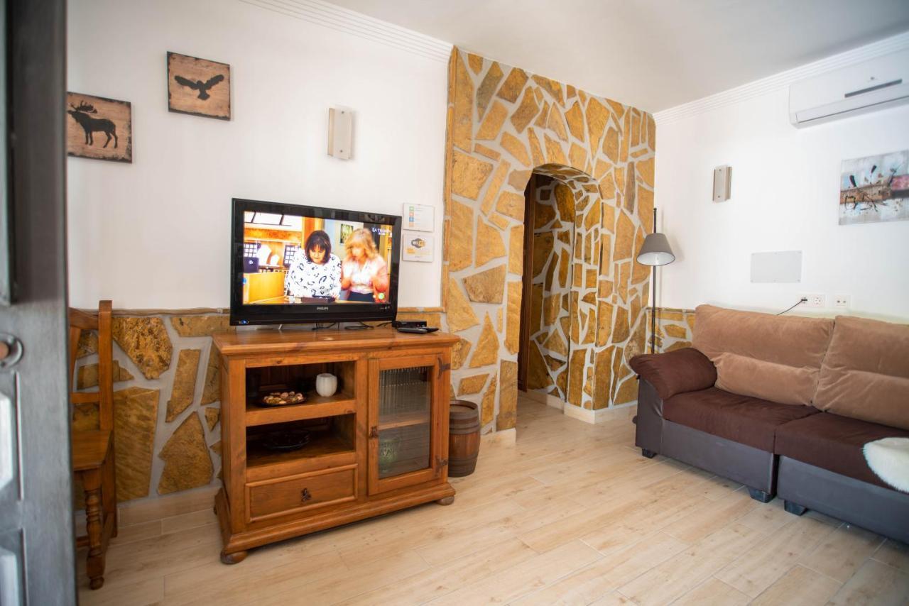 Casa Rural En Nerja Villa Ruisol By Centrall Alquileres Turisticos Luaran gambar