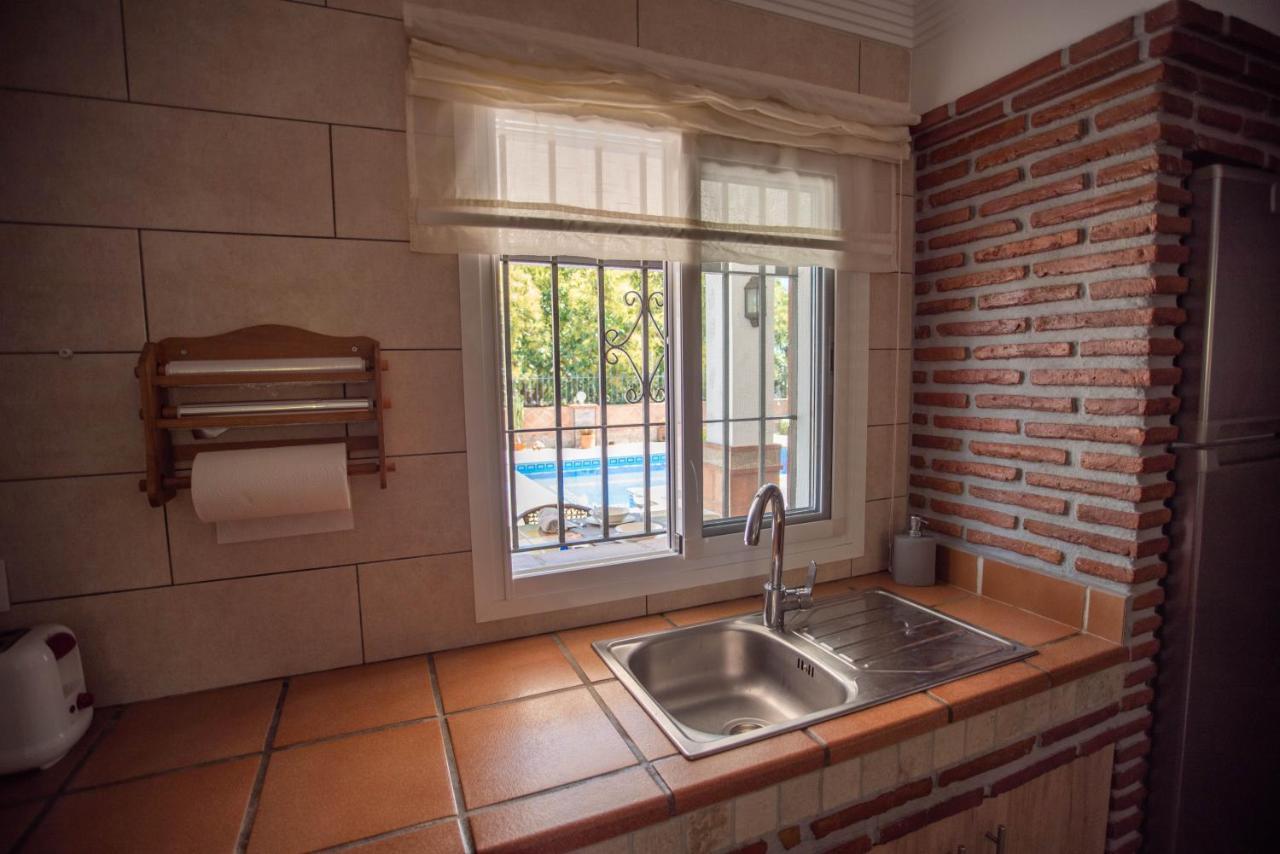 Casa Rural En Nerja Villa Ruisol By Centrall Alquileres Turisticos Luaran gambar